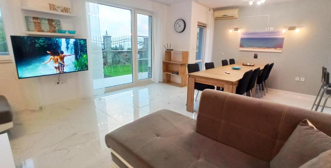 Arode Villa Ovidius - Apartments Balchik Extérieur photo