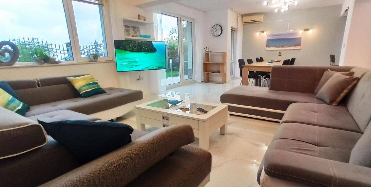 Arode Villa Ovidius - Apartments Balchik Extérieur photo